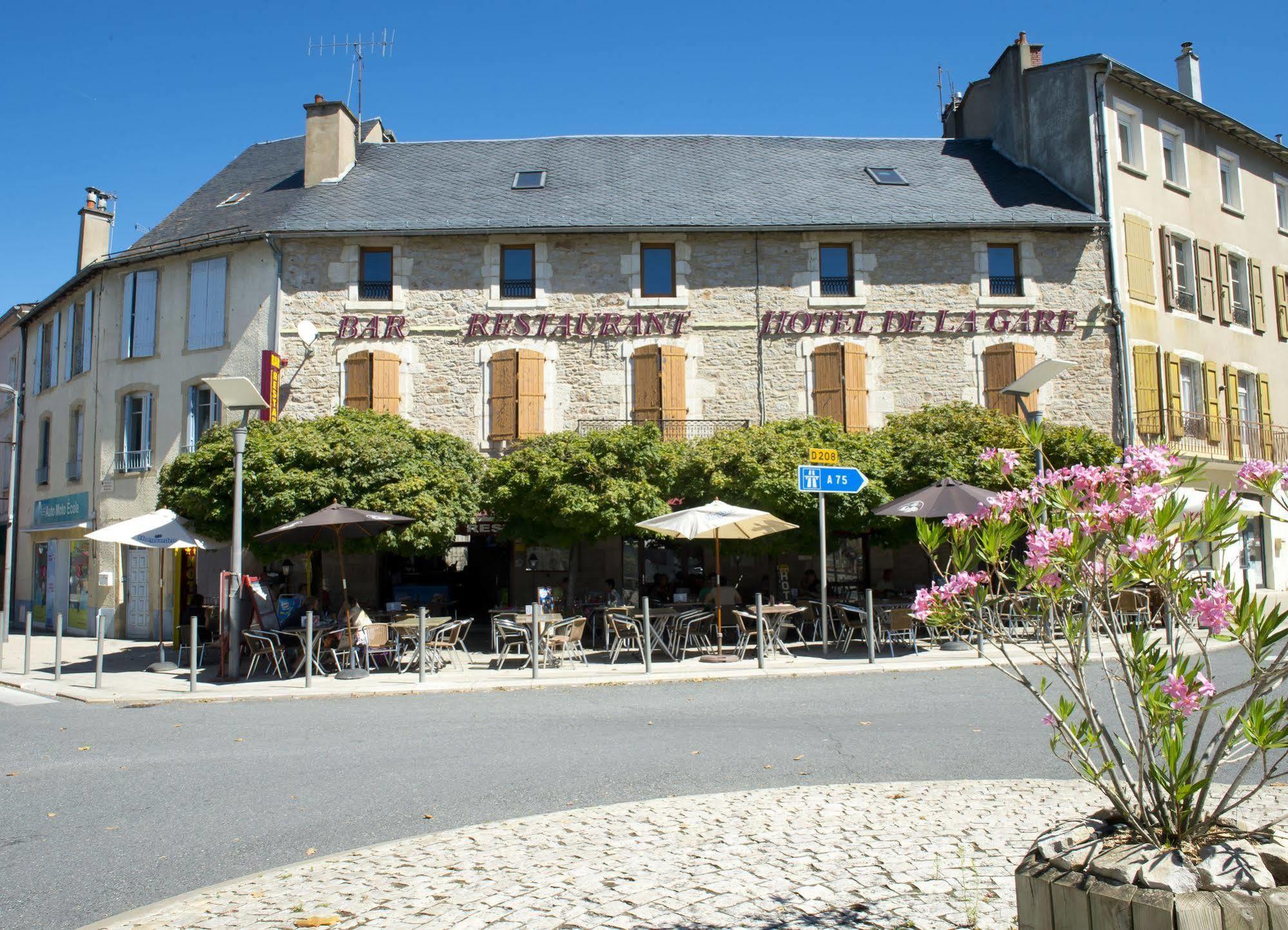 Hotel De La Gare Severac-d'Aveyron Exterior photo